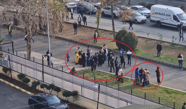 Adliye önünde tekmeli-yumruklu kavga kamerada