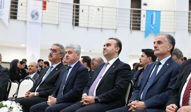 Bakan Kacır: Türkiye'yi dünyada söz sahibi konuma taşıdık (2)