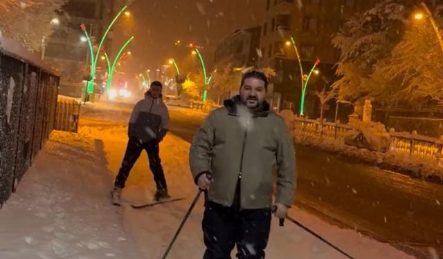 Beyaz çileyi eğlenceye dönüştürdüler