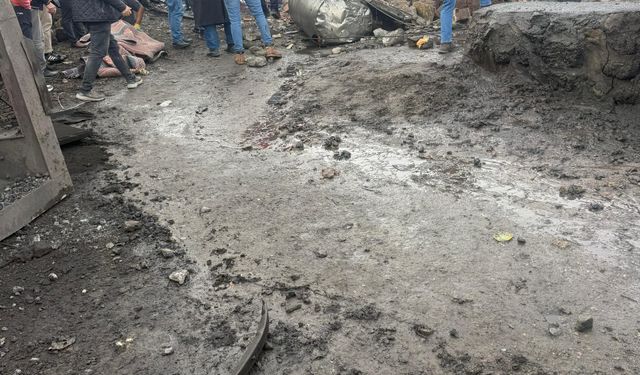 Diyarbakır'da peynir tesisinde patlama; 2'si ağır, 6 yaralı