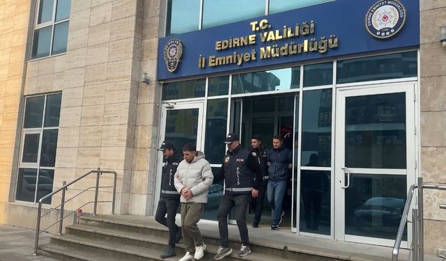 Edirne'de Helenistik döneme ait çok sayıda gümüş sikke ele geçirildi; 2 tutuklama