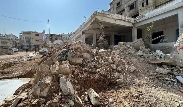 İsrail'in Gazze'de ateşkesten bu yana düzenlediği saldırılarda 386 kişi hayatını kaybetti