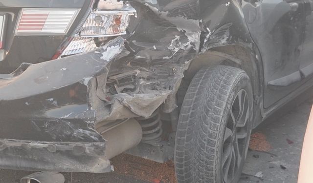 İstanbul - Arnavutköy'de zincirleme kaza: 2 yaralı