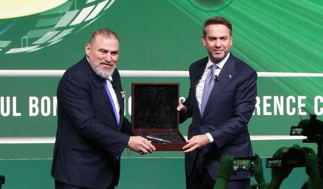 İstanbul - Bakan Bayraktar: 2026’da 8 milyon hanenin doğal gaz ihtiyacını kendi gazımızla karşılayacağız