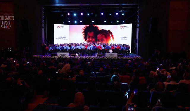 İstanbul - Burhanettin Duran: Çocuklarımızı dijital araçların zararlarına karşı bilinçlendirmek zorundayız