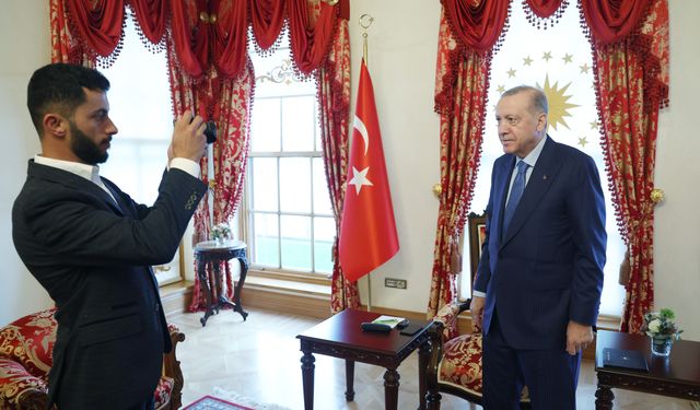 İstanbul- Cumhurbaşkanı Erdoğan, Oscar ödüllü Filistinli yönetmen Basel Adra ile görüştü / Görüntü eklendi