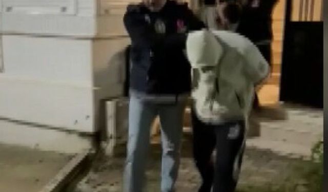 İstanbul- Üsküdar'da otel ve eve silahlı saldırı düzenleyen 2 şüpheli tutuklandı