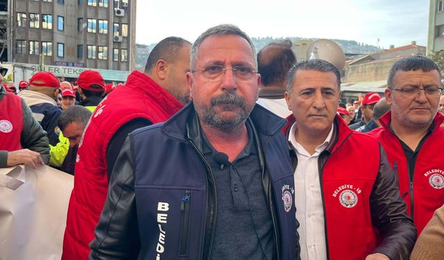 İzmir’de Belediye-İş sendikasına bağlı işçiler eylemde