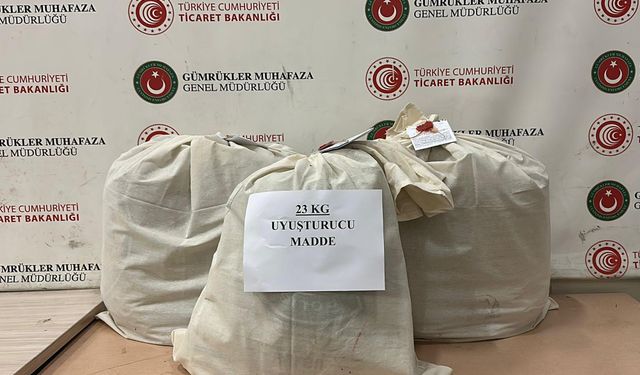 Kapıkule'de otomobilde 22 kilo esrar ele geçirildi