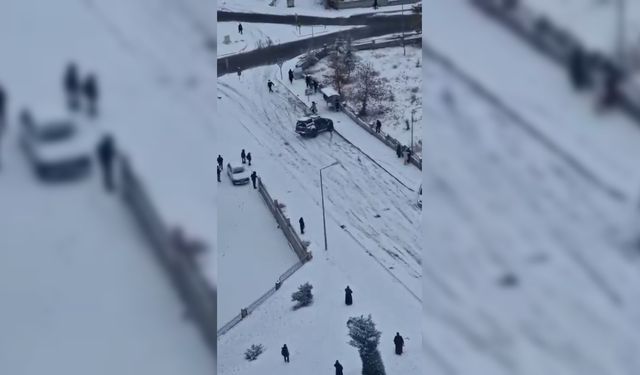 Malatya'da kar yağışı, ulaşımı olumsuz etkiledi (2)
