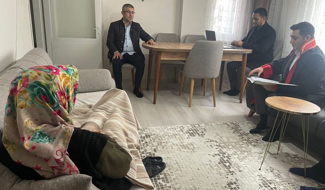 Miras davasında taraflardan biri yatalak olduğu için mahkeme eve taşındı