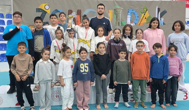 Nevşehirli sporcular, Zonguldak’tan madalya ile döndü