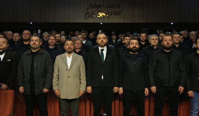 Sakaryaspor'un yeni başkanı Enes Zengin oldu