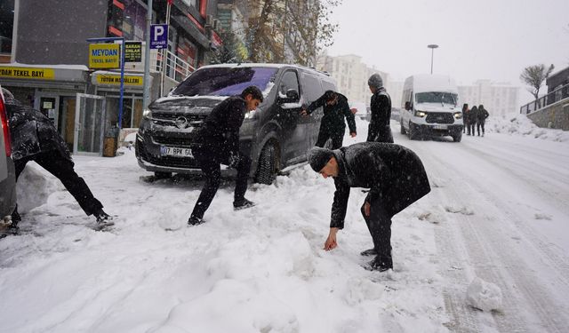 Şırnak'ta eğitime 'kar' engeli