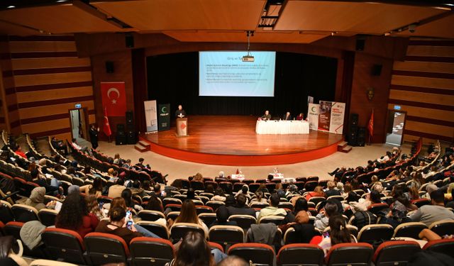 Yeşilay Genel Başkanı Dinç: Bağımlılıkla mücadelenin en güçlü yolu önleme çalışmalarıdır