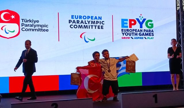 130 santim Ahmet, 230 santim ciritle Avrupa 2'ncisi oldu / Ek fotoğraflar