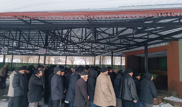 Ağabeyinin ölüm haberini aldı, aynı gün kalp krizi geçirip hayatını kaybetti