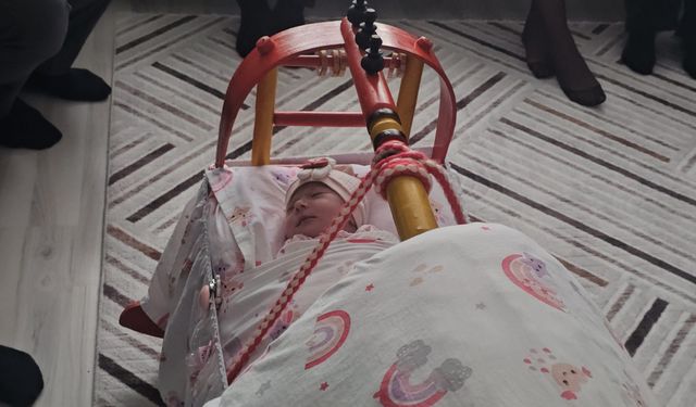 Aile ve Gençlik Fonu ile desteklenen ailenin ilk bebekleri dünyaya geldi