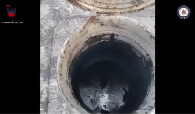 Atık tankerinde özel bölmelerde 32 kaçak göçmen yakalandı; 4 organizatör tutuklandı