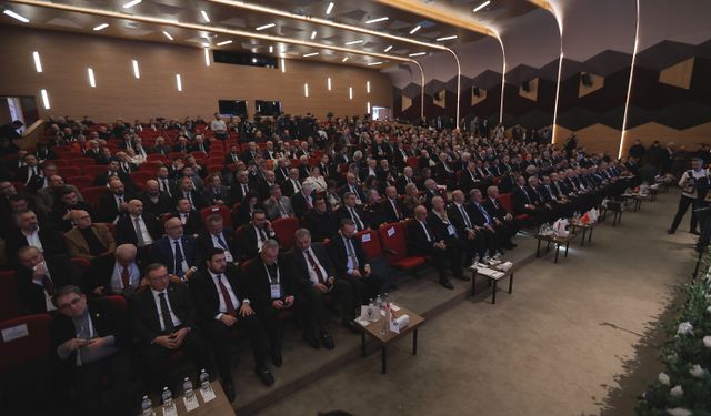 Bakan Bayraktar: Dünyada adaletsiz bir enerji dağılımı var