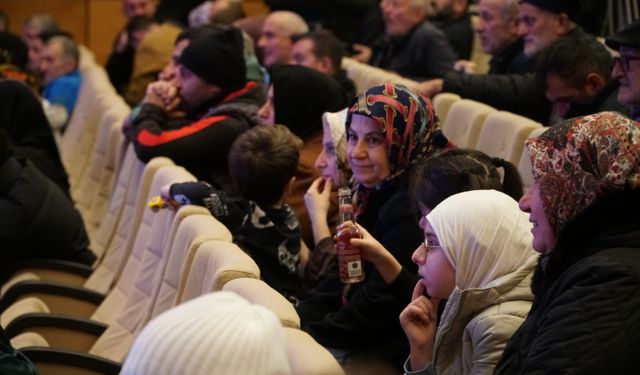 Bakan Memişoğlu: Gençlerimiz benzini olmayıp da yolda kalan ambulansları bilmiyor