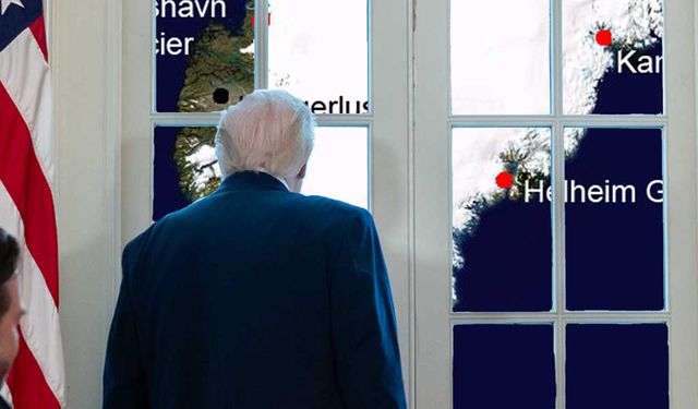 Beyaz Saray, Trump'ın Grönland haritası önünde fotoğrafını paylaştı