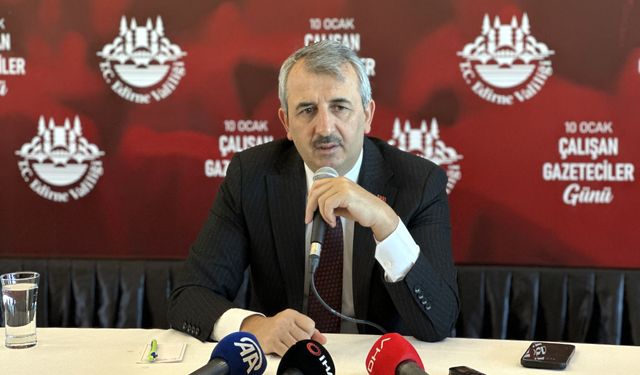 Edirne Sarayı kazılarında askerlere ait toplu mezarlar bulundu