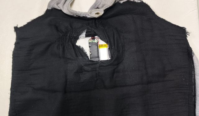 Ehliyet sınavında kopya düzeneğiyle yakalandı; 2 gözaltı