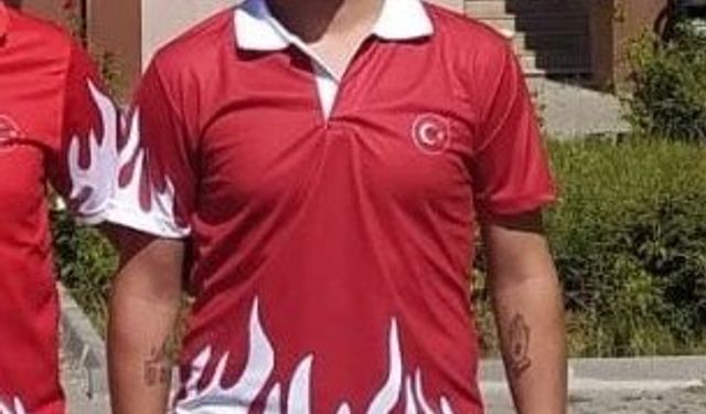 Eski milli badmintoncu, motosiklet kazasında öldü / Ek fotoğraf