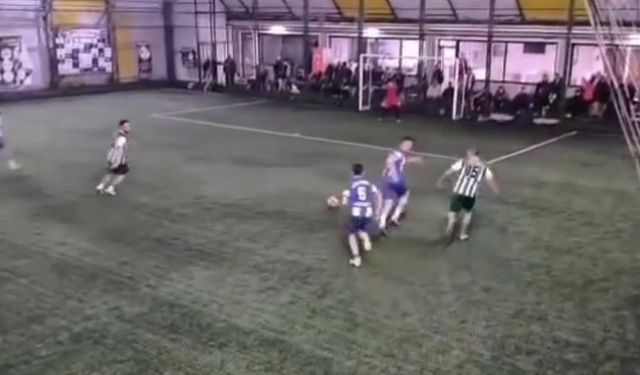 Halı sahada dili boğazına kaçan futbolcuyu maçın hakemi kurtardı