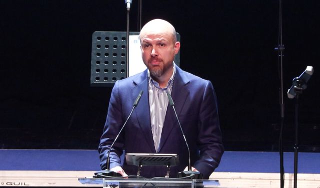 İstanbul - Bakan Ersoy: Bu yarışma çocuklarımızın hayallerine ortak olma iradesidir