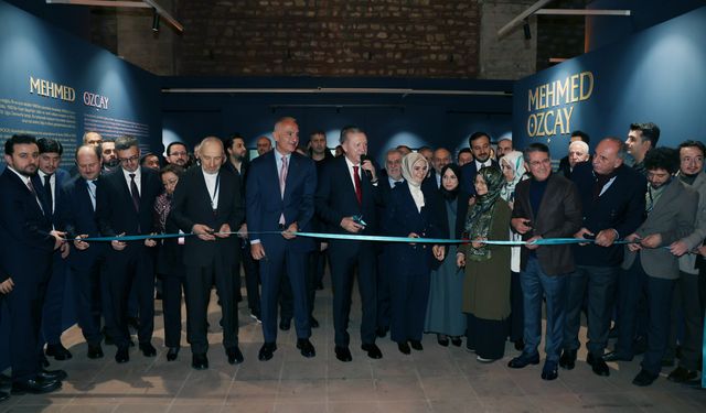 İstanbul- Cumhurbaşkanı Erdoğan: İstanbul, özellikle kutlu fetihten sonra hat ve tezhibin adeta başkenti haline gelmiştir