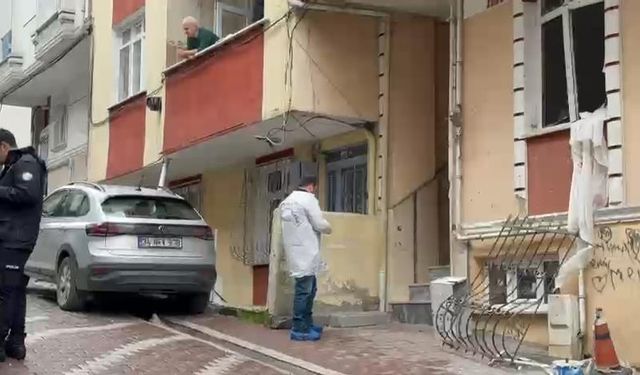 İstanbul - Esenyurt'ta 4 katlı binanın giriş katındaki dairede patalma-1