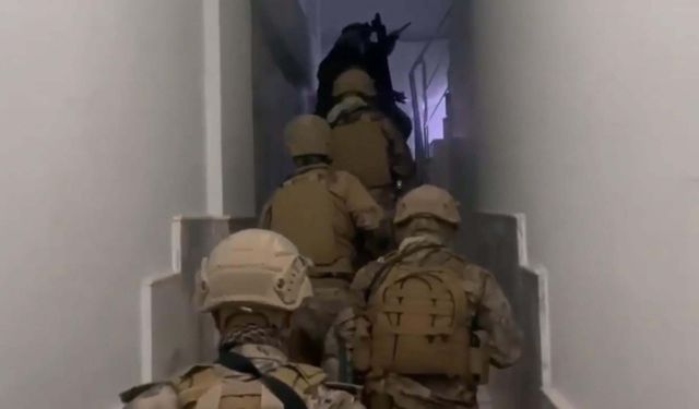 İzmir merkezli 3 ilde FETÖ/PDY operasyonu: 10 gözaltı