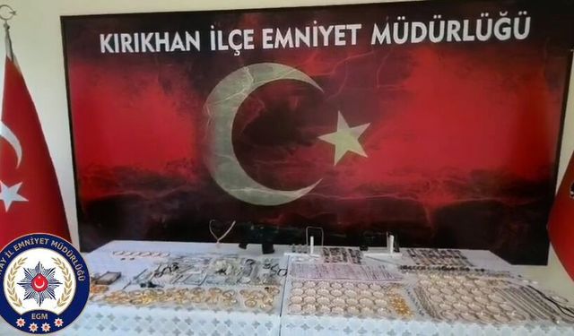 Kumycudan 4 kilogram altını alan silahlı soyguncular tutuklandı