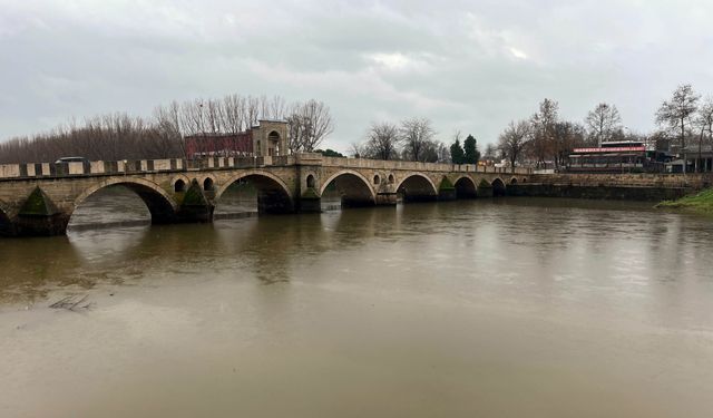 Kuraklığın yaşandığı Edirne'de tarımsal sulama 'Su Yönetimi İzleme Sistemi' ile takip edilecek