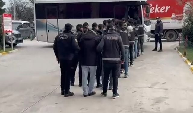 Manisa'da dolandırıcılık ve kara para aklama operasyonu: 15 gözaltı