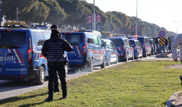 Muğla merkezli DEAŞ operasyonunda gözaltına alınan 18 şüpheli adliyede