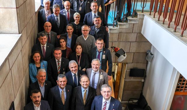 Özgür Özel: Bağımsız basın ve özgür gazetecilik için çalışmalar yapıyoruz