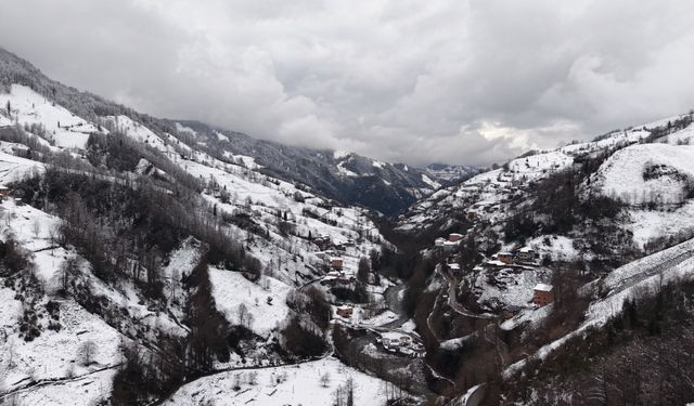 Rize'de kar manzarası havadan görüntülendi