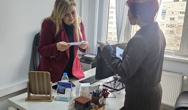 Sağlık çalışanlarına mektuplu kanser taraması hatırlatıldı