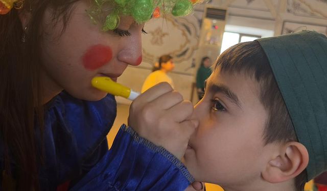 Samsun'da sömestr tatilinde çocuklar camide eğlendi