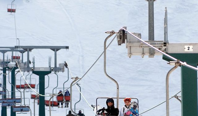 Sömestir tatiline kar bereketi; 100 milyar TL'lik seyahat hacmi