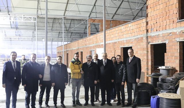 Vali Tavlı, Bafra Sera Organize Tarım Bölgesi'nde incelemelerde bulundu