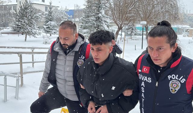 Yılbaşı gecesi bıçaklanan Baran, kurtarılamadı (2)