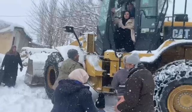 Zorlu kış şartlarında yol açıp, hayat kurtarıyorlar / Ek fotoğraflar