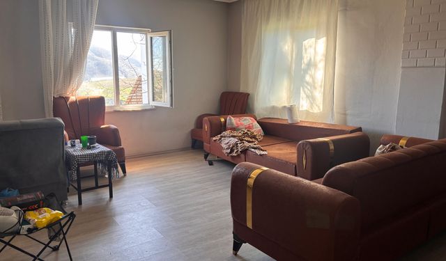 2 çocuk babası, evinde ölü bulundu