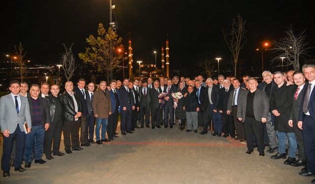 Başkan Genç: Siyasi ayrım yapmadan hizmet edeceğiz