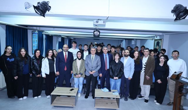 Başkan Kurnaz gençlerle buluştu