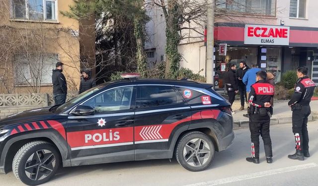 Cezaevinden çıktıktan sonra balkondan girdiği evde yaşayan şüpheliye polis baskını